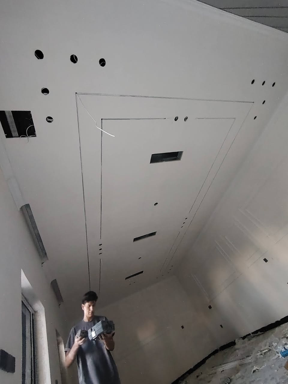 ديكورات كركوك تصميم و تنفيذ ديكورات داخلي و خارجي 
نحوّل بيتك أو محلك إلى مكان أجمل بتصميم وتنفيذ احترافي 🏠
خدماتنا: ✅ جبس بورد وتصاميم حديثة
✅ سقوف ثانوية وإضاءة مخفية
✅ بديل خشب وحجر ورخام
✅ دهانات داخلية وخارجية
✅ ورق جدران
✅ أعمال كهربائيات وديكور كامل
✅ واجهات خارجية (فلين، بورد X، ديكورات واجهات)
✔️ تنفيذ حسب الطلب
✔️ جودة في العمل وتشطيب مرتب
 📍 داخل كركوك
للاستفسار والحجز راسلنا على الخاص 📩
*********** ☎📞
 #ديكورات #ديكور
