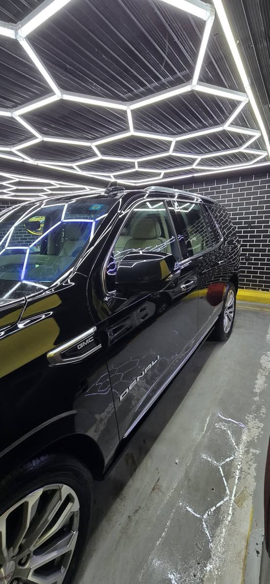 GMC.2023 . دينالــي🦅

💥ارخص سعر بكل سوق💥

ماشية ٨٧ الف 

بدون صبغ ❌

بدون صبغ ، بدون شخط ،
 بدون رصعات ، بدون بارد ،بدون رمل
حتى دعاميات  بشرط بدون صبغ ✴️

“،”،”،”،”،…….،”،”،”،”،”

محرك كير بشرط مامفتوح 
رقم بغداد
والسيارة بأسمي ✔️

 ❇️❇️

السيارة كلش كلش حلوة نظيفة مرتبة لوك لوك 💫

•••••••••••

‎كشنات منفصل رئاسي  ✨  -GMC  -ViP

‎حجم المحرك : 6.2 لتر 
‎عدد الاسطوانات : 8 سلندر 
‎القوة الحصانية : 420 حصانية 
‎الكير بوكس : 10 سرعات 

<<<<<<<>>>>>>>

مواصفات 🔻

‎نظام هيدروليك 
‎دخول ذكي للسياره ( بصمة )
‎شاشات خلفية
‎دفع رباعي دبل
‎دوسات كهرباء
‎شاشه اماميه كبيره
‎شاشات عدد 2 خلفيات
‎كامرات 360 درجه 
‎كامرا خلفيه بالمرايه
‎بانوراما طكتين
‎شاحن واير ليس
‎كشنات جلد
‎كشنات كهرباء
‎كشنات خلفي منفصل
‎رادار تحديد مسار
‎رادارات جانبيه
‎رادار امامي
‎ثلاث قطع تبريد
‎هيترات بالكشنات تدفئه تبريد امامي خلفي
‎دوسات كهرباء تفتح ويا الباب
‎بصمه + بصمة ابوب 4
‎صندوك كهرباء
‎فورويل 4x4
‎هند بريك بصمه
‎استيرن كهرباء
‎اتو ستوب
‎حساسات خلفي امامي
‎كشافات
‎لايتات لد + فول زنون
‎بكلايت لد خلفي
‎كشنات الخلفيه كهرباء
‎سبعه راكبj
‎داتو شو
‎هيتر بالاستيرن
‎فول تحكم ستيرن

‎وبعد بيه مواصفات هواي والدنيالي معروفة مواصفاته فول الفــووول 💯

سعره 585 $

☎️***********

📍مكانها كربلاء 🌷 كربلاء, العراق
