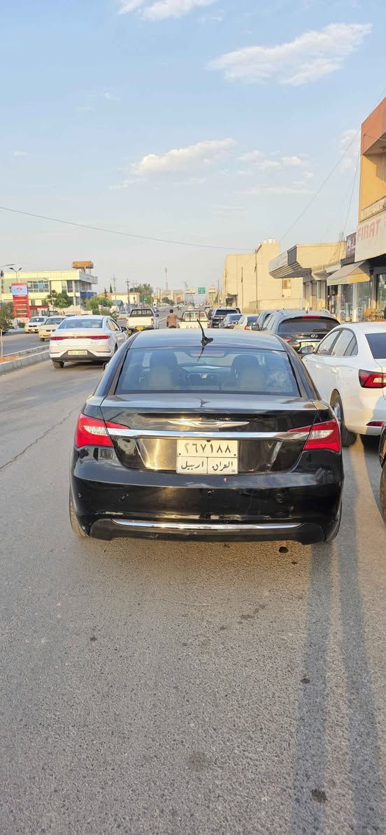 سيارة كلايزر c200 سبرنك موديل 2012 
٣ قتعە سبخ بدون داخلی 
مکینە گێر شرت
سەربان و بوند و سندوق کحلی
سعر 78.00$ورقە و مجال
700$ غرامه دێ ژ سعرێ هێنە خارێ 
*********** سميل, دهوك
