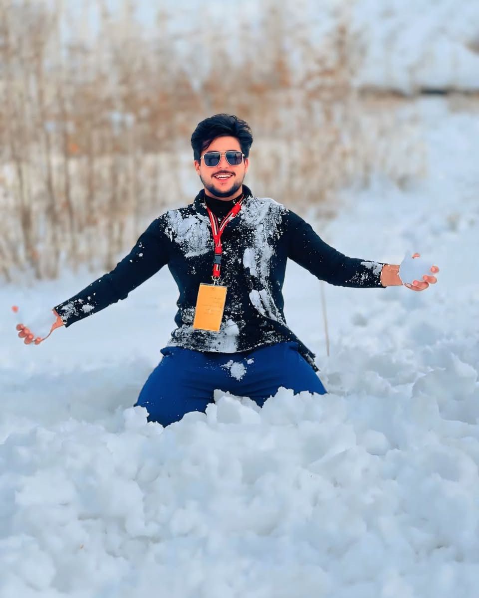 🎅احجز من الان على رحلات راس السنه 2026🎅🎄
☃️ عروض رحلات  اعياد راس السنه 2026 

   شركة جنوب الموصل لسياحه السفر

✅الانطلاق ي2025/12/31  الى دهوك

————🎄🔸🎄🔸🎅🔸🎄🔸🎄————

 نطلاق الرحلات من شرقاط / جنوب الموصل

———🎄🔸🎄🔸🎅🔸🎄🔸🎄————

1️⃣_دهوك يوم واحد جبل كاره وداخل دهوك(20 الف ) 

( جبل كاره الثلجي _استراحه مطعم _سد دهوك _مدينه العاب دريم ستي_حديقه الحيوانات _جبل زاوه اختياري _فاملي مول _وحظور    احتفالات راس السنه 2025)

سعر نفر 20 الف ذهاب اياب

2️⃣☑️دهوك مبيت يوم ليله سعر النفر (50 )الف 

تشمل النقل والفندق والفطور الصباحي

( جبل كاره الثلجي _استراحه مطعم _سد دهوك _مدينه العاب دريم ستي_حديقه الحيوانات _جبل زاوه اختياري _فاملي مول _وحظور    احتفالات راس السنه 2025)

اليوم الثاني 

الى زاخو. مصيف برخ_ مصيف دشتتاخ- مصيف شرانش

جسر العباسي - كورنيش زاخو  - سوق زاخو الاثري

بعد رجوع 

3️⃣متوفر سفرى الى موصل جوله سياحيه نفر 10 الف

_________🎄🎄🎄🎄🎄🎄🎄__________

💯خـلـيك ممـيز مع جنوب الموصل💯

 

🤩#ويانه_خلي_رحلتك_مليانة_ونسه🤩 

👈#راحتكم_مضمونه_معنا💪

❌الحجز يكون عن طريق الماسنجر او الواتساب ❌

————🎈🔸🎈🔸🎀🔸🎈🔸🎈————

المعلومات المطلوبه للتسجيل :

1️⃣الاسم الرباعي :

2️⃣اسم الام الثنائي :

3️⃣ المواليد :

————🎈🔸🎈🔸🎀🔸🎈🔸🎈————

☎️للحجز والاستفسار:

❌الحجز يكون عن طريق الماسنجر او الواتساب ❌

📞اتصل وثبت حجزك من الان✅

***********

كروب عمر الظاهر
