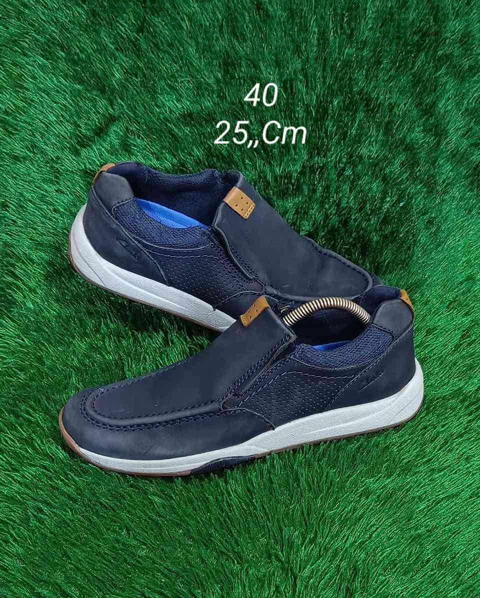 👟
رجالي رسمي فقط اورجنال باله مستخدم قليل 
اوربي نظافه فول جلد طبيعي 
القياسات مذكوره داخل كل الصور 🌷
يوجد توصيل جميع المحافظات 🚛 
للأستفسار مراسلة الحساب او اتصال 
📱***********

