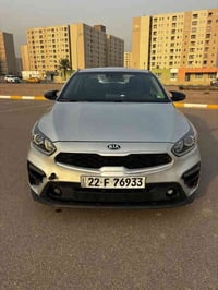 كيا فورتي للبيع 2020 امريكي  حادث خفيف بدون دواخل بدون كلشي.  مكينه 2....