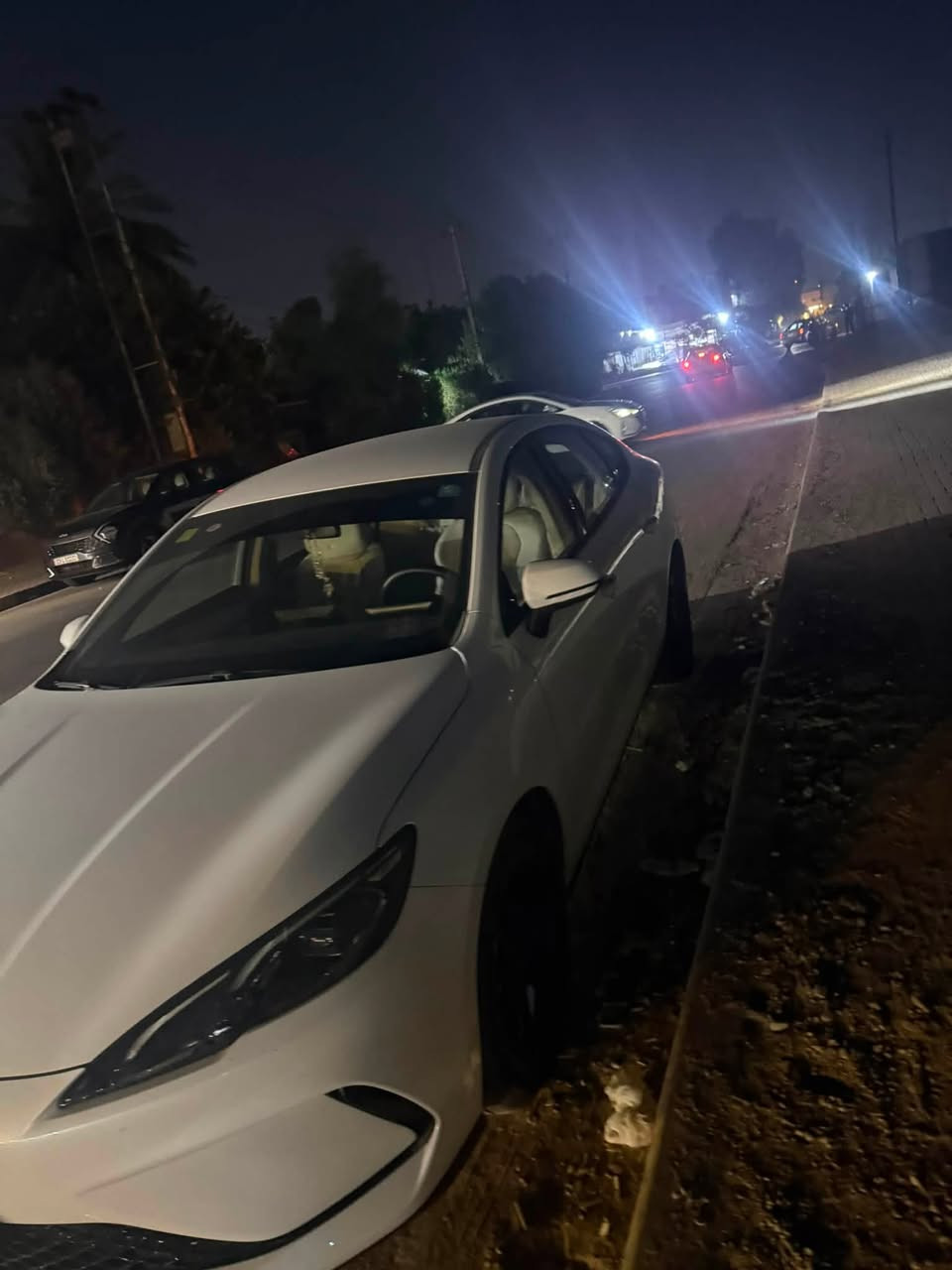 البيع ماشي ١٢الف كفاله عامه سعر١٨٧٠٠قفل*********** بغداد لعلام
