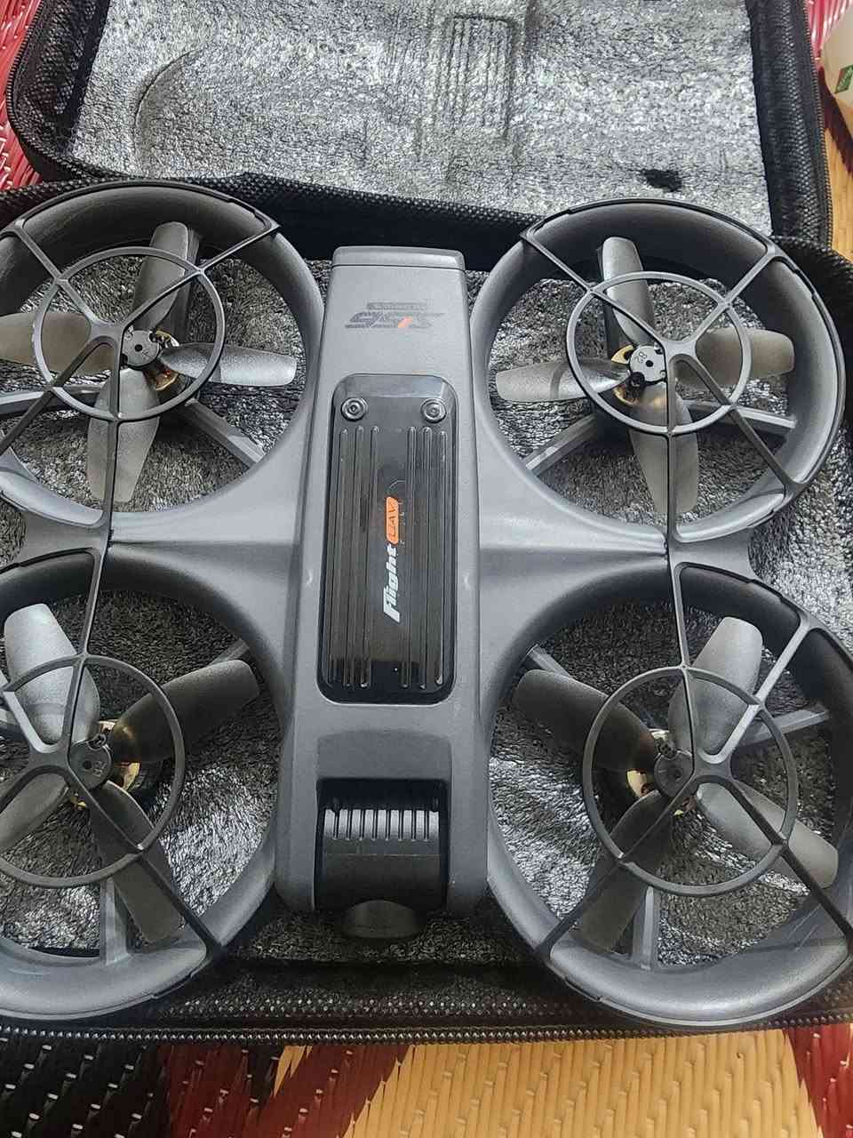 سلام عليكم درون s156
جديد مكانه بغداد مدينه الصدر سعر 70
***********
