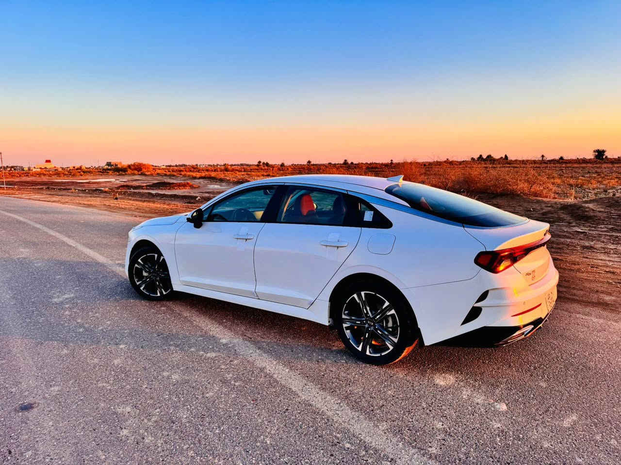 KIA K5 2021
كي فايف موديل  2021  رقم بابل الدولي بأسمي موصفات الشركه الدوليه مكفوله محرك ٢٠٠٠ حلوه السياره وجاهزه مابيه نقص للإستفسار *********** مكاني الديوانية
