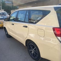 تويوتا انوفا 2023 للبيع السيارة جديدة بمعنة الكلمة 7 راكب 3 قطع تبريد ...