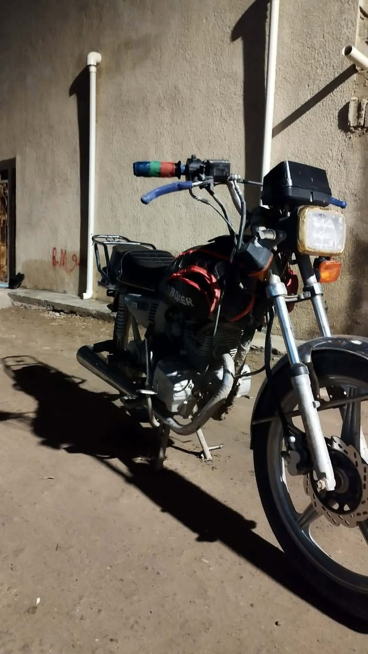 السلام عليكم
دراجه سيفان 2019 مكينه نظيفه 
السعر والاستفسار... رقم الهاتف《***********》
المكان ديالى الحويش...
