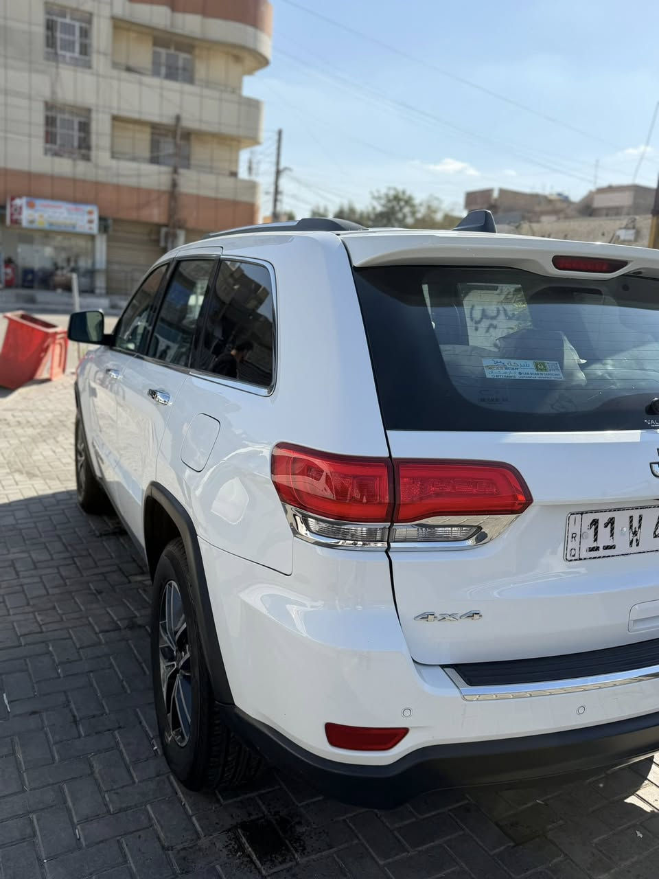 بسم الله الرحمن الرحيم
جيب جراند شيروكي 2019 لمتد 

فول مواصفات 1/1 💯

1- بانوراما 
2- جنطة كهرباء 
3- كراسي كهرباء 
4- توقف تلقائي للصدمات 
5- حساس خلفي وامامي 
6- تشغيل عن بعد 
7- اوتو بريك 
'باقي المواصفات 

العداد :128.296km

السيارة امريكي بيه قطعتين صور الحادث مرفقة بالمنشور
 
السعر 24.000$

مكاني بغداد/الشعب 
للاستفسار 
***********
***********
