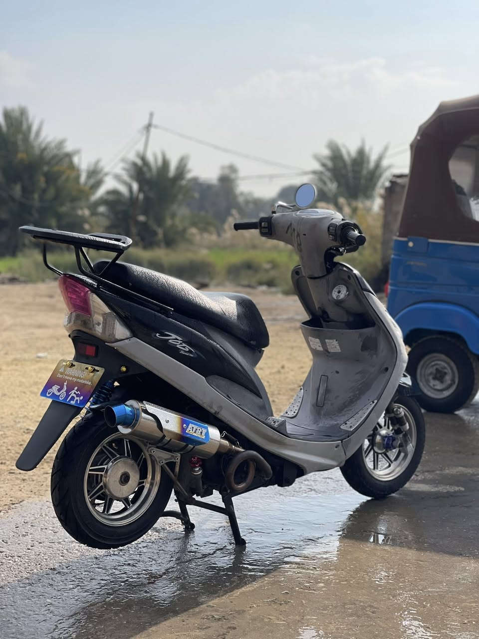 السلام عليكم دراجه ماكس منغولي 🛵
الدراجه مزوده رياضي 
1 وياله رياضي 
2 دبلات رياضي
 3 استاند رياضي 
4 قطره رياضي 
5 صالنيه حلزوني الاصلي رياضي 
6 كلجات رياضي 
7 لات زنون 
8 بوشه 55 تزويد 
الدراجه ما عايزه شي وبيه تزويد ما ذاكره 
الدراجه شلعه ومعدل 
الاتصال ***********
