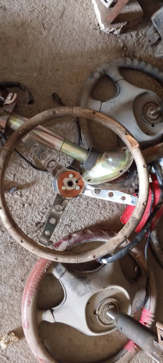 سلام عليكم غراض كالوبر حاويه جوه السوك شتريد موجود مكان بابل حمزه الغربي هاذا رقمي ***********
