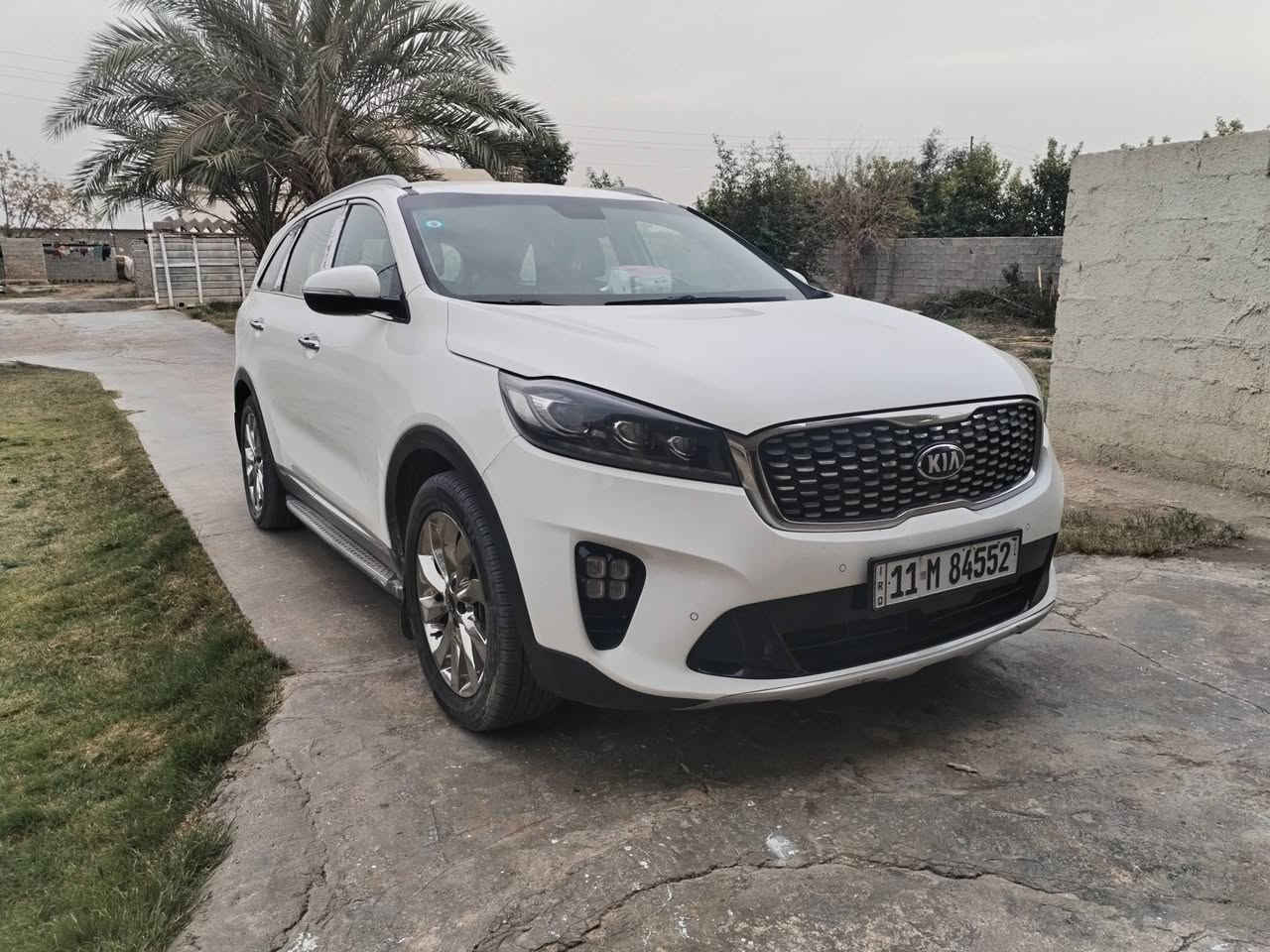 السلام عليكم 
سورنتو 2018 بغداد بسمي 
فول مواصفات عده الفتحه فقط 
سونار بالصور 
سياره نضيفه 
6 سلندر 
بصمه 
نقصه دوشمه فقط 
السعر 225 جوه خواته الاستفسار *********** 
عنواني بغداد
