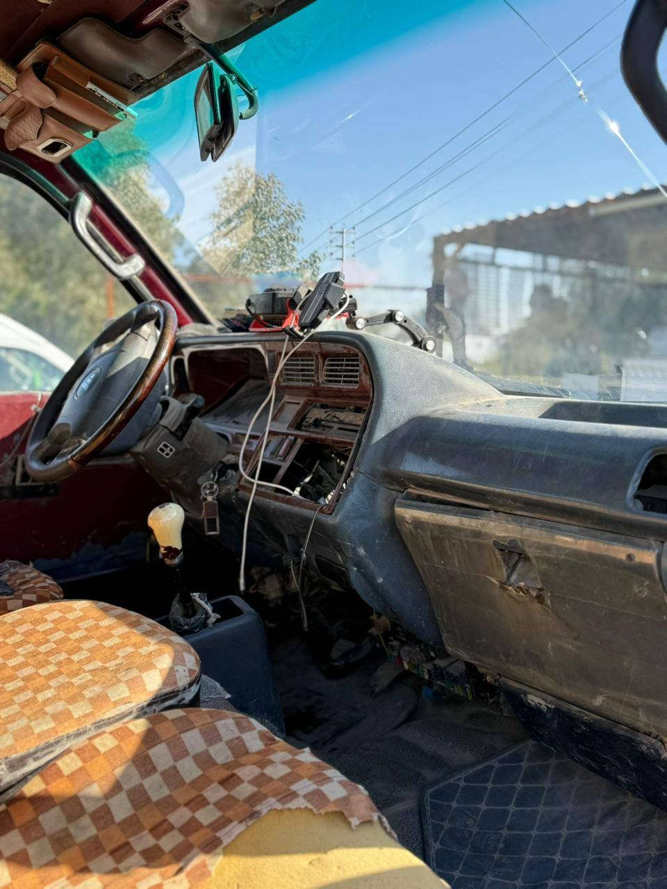 السلام عليكم سيارة فوتون 2010رقم بابل الماني  تحويل مباشر مكينة كير مكفوله عليه 800غرامات وهيئة على المشتر معروضه 38وبيه مجال مكان السياره بابل اجبلة *********** اخوان اني مكلف بالنشر مو سيارتي اتصل
