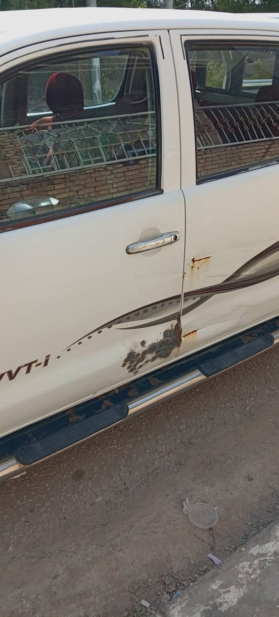 للبيع سياره بيكب دبل قماره نوع تيوتا هايلوكس موديل 2010 كير عادي سنويه جديده لغاية 2031 رقم دولي 28 نجف محرك كير ممتاز الشكل مثل ماموجوده في الصوره سيار حلوه بالنجف الشراي يتصل على الرقم ***********
