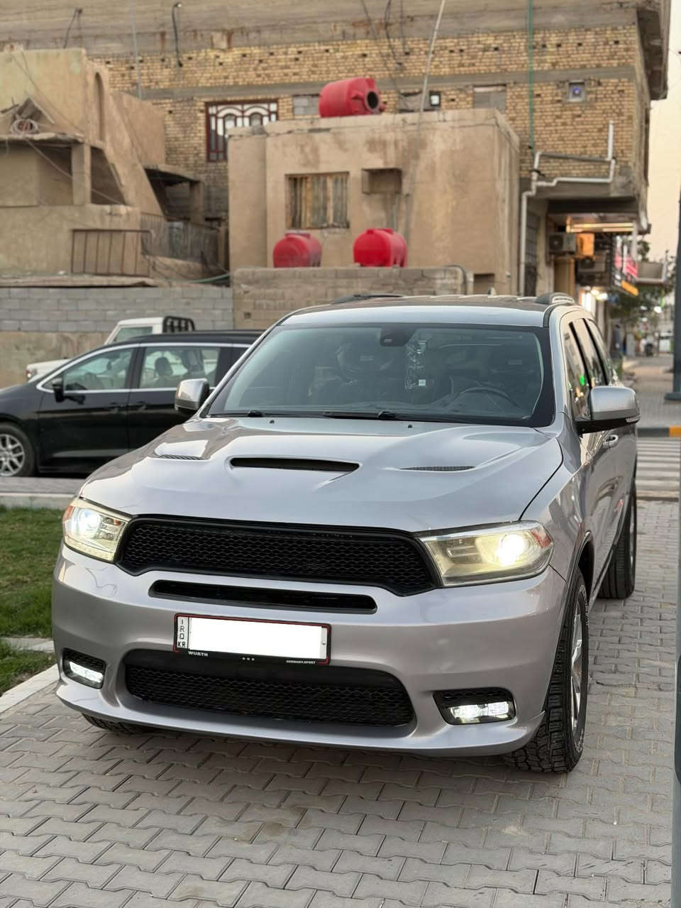 سلام عليكم   #للبيع_فقط
دودج دورانكو 

مديل 2017. اصل 

محرك 3600.  V6

#ادوات_ادوات_دخول_جديد

 ( فول مواصفات )

دواخل جلد 

شاشة كبيرة 

بصمة تشغيل 

فول تحكم ستيرن

تتدفئة كشن 

تبريد ثلج ❄️

سيارة حيل جديدة وجاهزة من كلشي 

#المكان_بصرة 

#السعر_اتصل_وتدلل

***********
