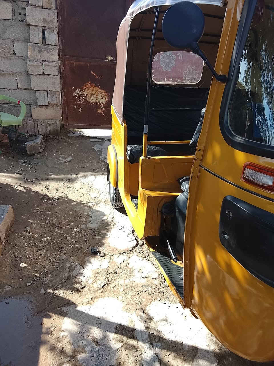 سلام عليكم تتكتك للبيع 2020نضيفه
اتصل وبيك خير ودلل
***********
