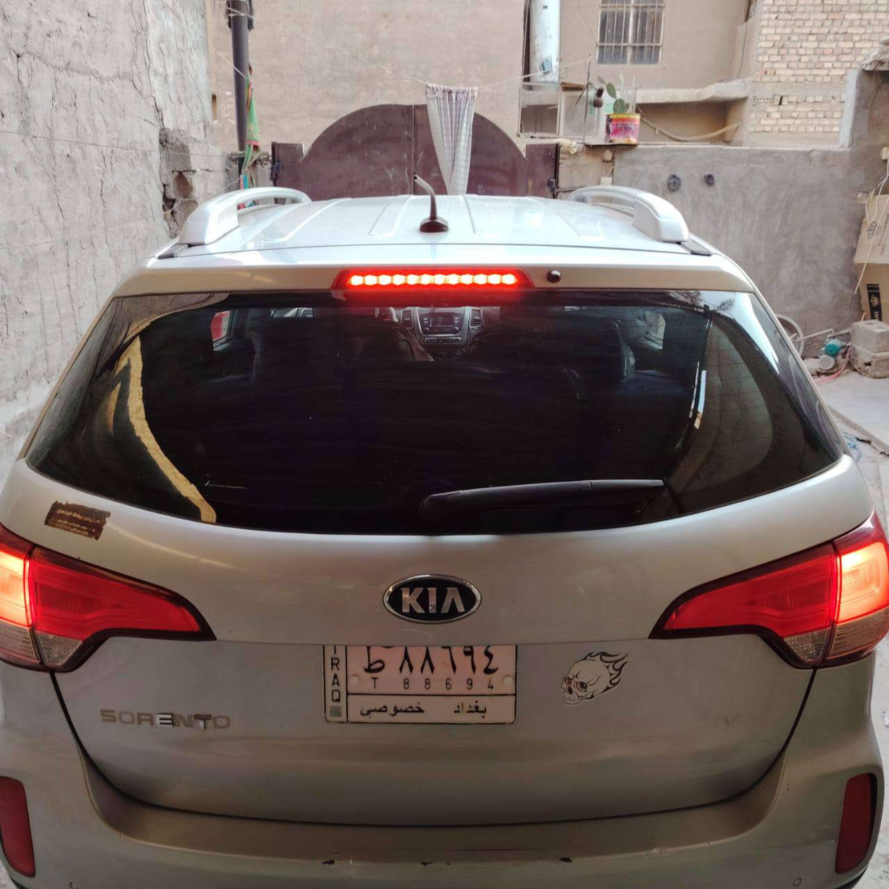 سلام عليكم سورنتو موديل 2015 وارد أمريكي سياره باسمي جاهزه مكينه جديده تخم تاير تدفئه تبريد تبريد قطعتين ملاحظة تخطتين تخطات بالباب رقم مبايل *********** عنوان بغداد نهايه حي اور
