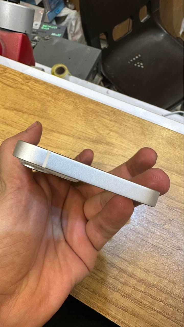 للبيع فقط 13 عادي ذ 128 دبل خط بطاريه 85‎%‎ مكفول بلادي لا معله ولا مفتوح سعر 475 وبي مجال بسيط عنوان حله مركز حلة, بابل


**إذا كنت صاحب هذا الإعلان وتريد حذفه لأي سبب، رجاءا أرسل رسالة إلى الدعم الفني**