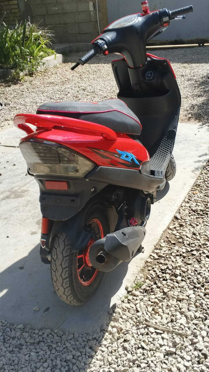 ماكس للبيع
العنوان كربلاء قرب فندق البارون 
السعر وباقي التفاصيل الاتصال على رقم ***********
