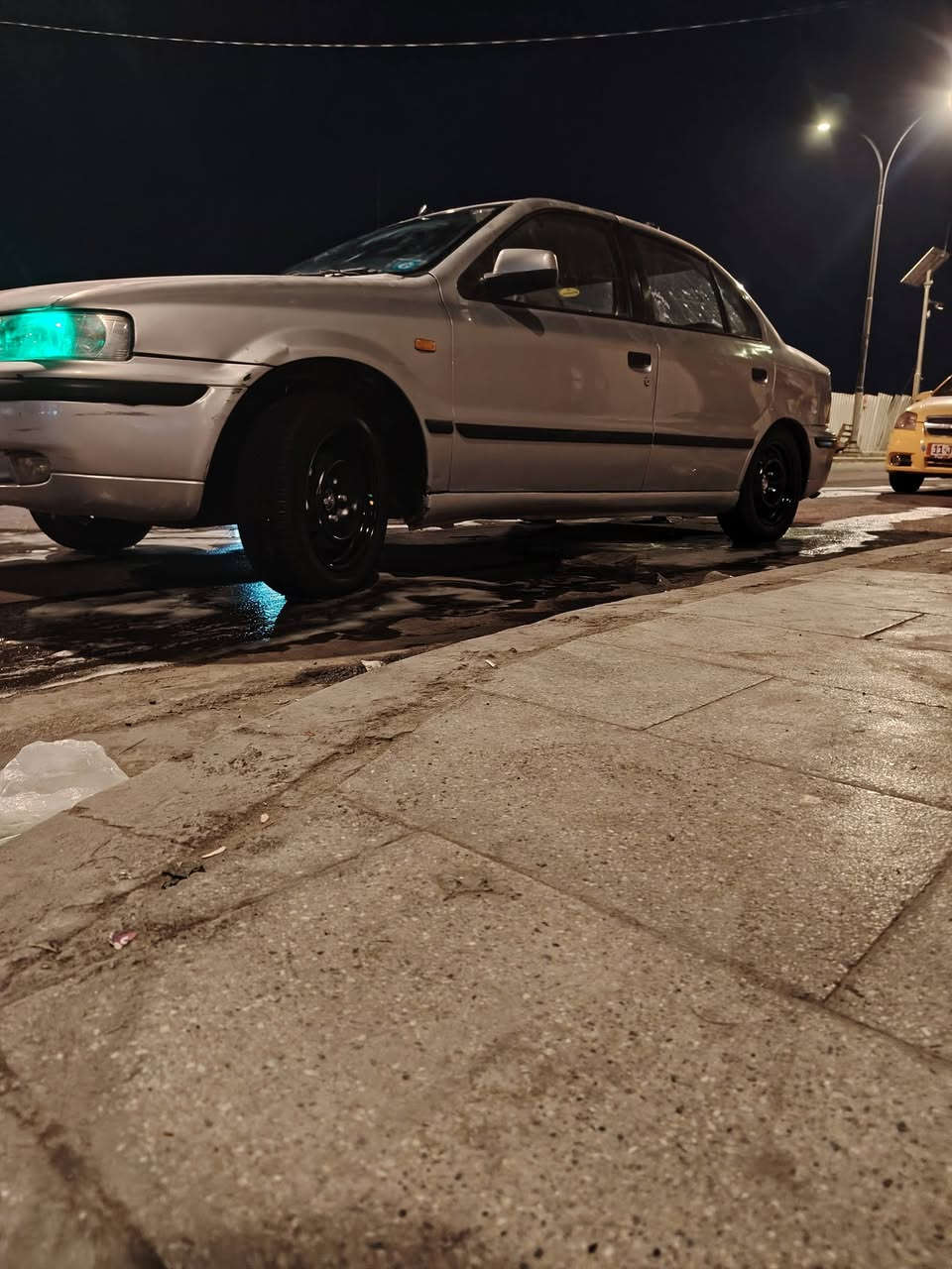 السلام عليكم سمند 12 مكفول من ضربه وتبديل وصبغ رقم كربلاء مكينه وكير مكفولات حداديه جديده تبريد ثلج سياره جاهزه ماشيه 190 الف السياره بيه جراد قليل السعر 42 وبيه مجال قليل للاتصال علا هذا الرقم ***********
