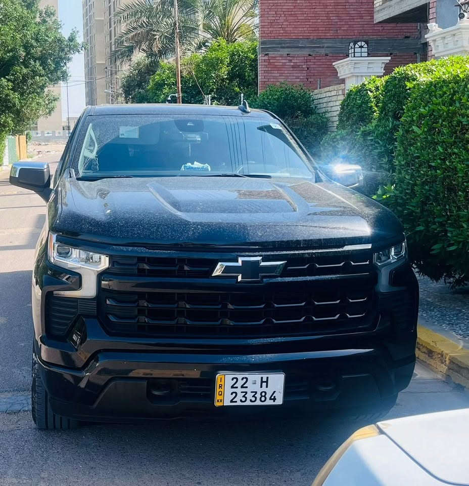 شوفرليت سيلفرادو Z71 2022 
مضلله وبيهة كتاب 
باب طويل بدي قصير 
اللون اسود 
المحرك ٨ سلندر 
الفئة LT Z71
الحادث تصليح باب اليمين الأمامي و الخلفي بدون اي ايرباك كامل 
الگير تعليك
السيارة مغلفة PPF كامل 
البدي مغلف بلادي هو الغطاء مالته 
كشنات مكيفة كامل 
السيارة جاهزة بالكامل 
ماشية 55 الف كم

مكاني بغداد 
للتواصل ***********
