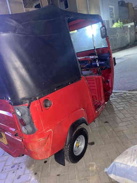 تكتك بياجو١٨ اوراق  موجوده بس استنساخ اتكفل سرقه تكتك شغاله مال شغل السعر 600. وبيها مجال رقمي ***********
