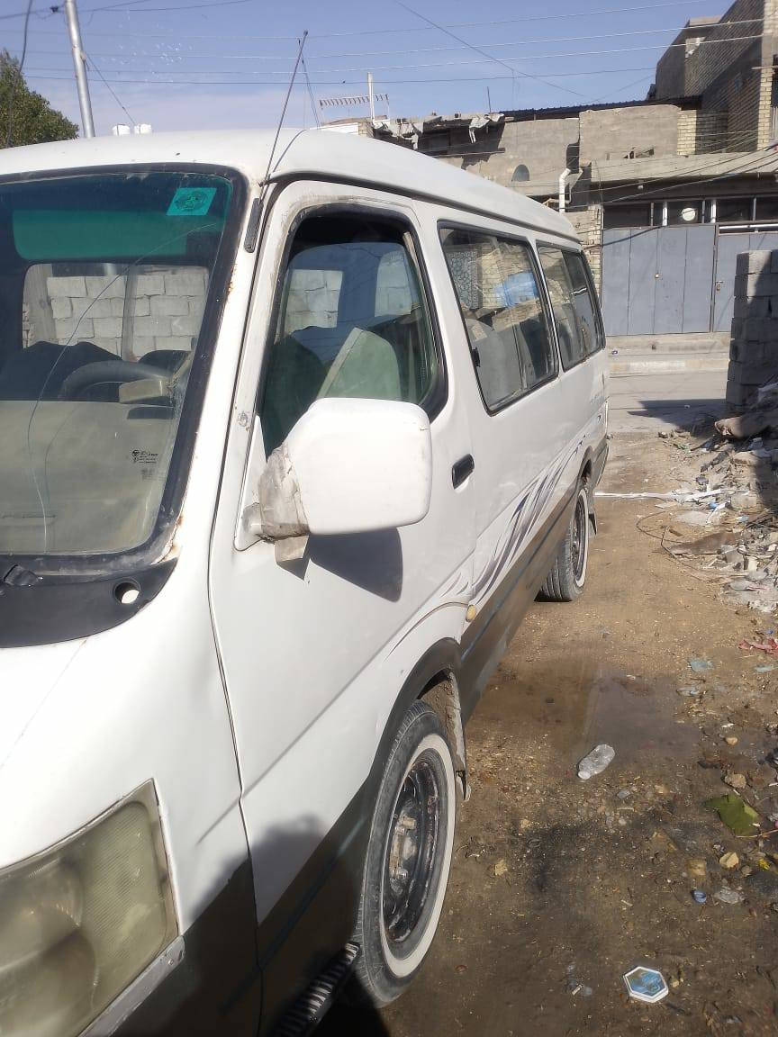 السلام عليكم.... سيارة كيه بولارسن 14 نفر موديل ٢٠٠٨ سنويةجديده صار شهر من طلعت رقم انكليزي سياره نضيفه السعر٤٠ وبيها مجال لتواصل
***********
