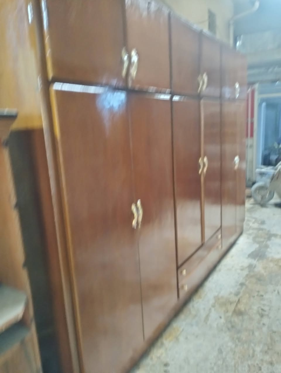 غرفه مستخدمه للبيع نضيفه صاج عراقي درجه أولى 
اه ستفسار خاص او وتساب 
***********
