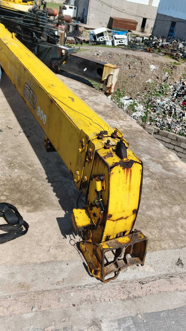 كرين 3طن 2سلايت وارد يابان جنكال قفل للبيع ،،،***********،،،***********
