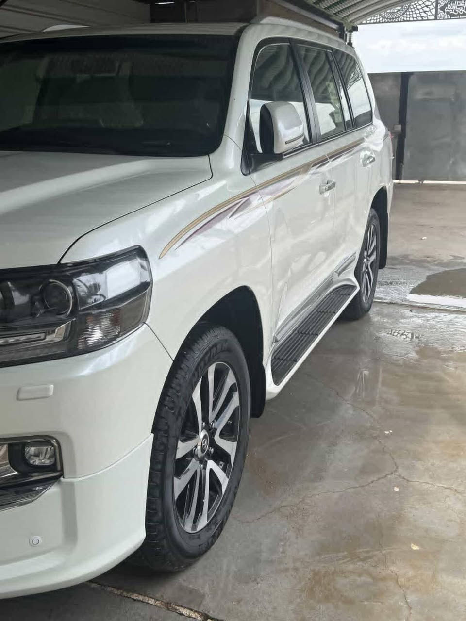 السلام عليكم
لاندكروز 2019 بريم اصل
مكفوله كفاله عامه سياره نضيفه جداً
ماشيه 58حقيقي
على وضع الشركه سبير مانازل 
سعر 5,70
مكاني بابل
الرقم ***********
