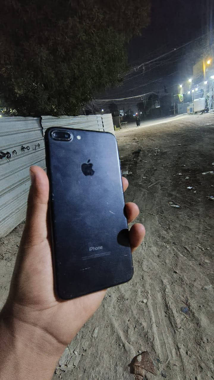 7بلاس للبيع جهاز نضيف بمعنه الكلمه  
مبدله بطاريه100
 ذاكره128 الشاصي بي شخوط خفيفه 
وبي خلل بل كامره الخلفيه بيهه رجه خفيفه 
مكاني بغداد مدينة الصدر 
سعره65وبي مجال للشراي 
***********
