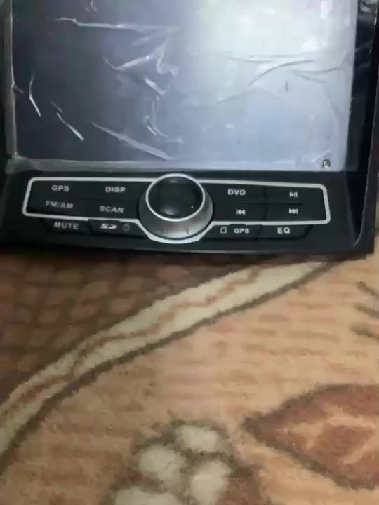 السلام عليكم شاشه ومسجل قرص ماوس زائد رام الكميه الموجوده ١١ شاشه ***********
