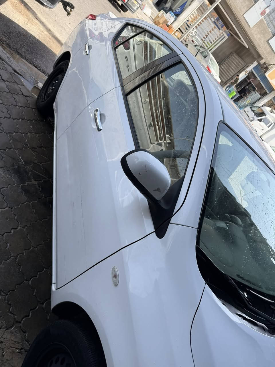 السلام عليكم نيسان صني هندي بليته زركه موديل 2022 رقم اربيل قديم بسم شركه نهايه السنه تنتهي السنويه مكفوله منفتح تبديل أو صبغ بيها بارد  وسحب كارت بجاملغ ودحجات  بصيطه كير مكينه حداديه عليه ادامه كامله بس تبريد نقص  
البصره
السعر 95
***********
