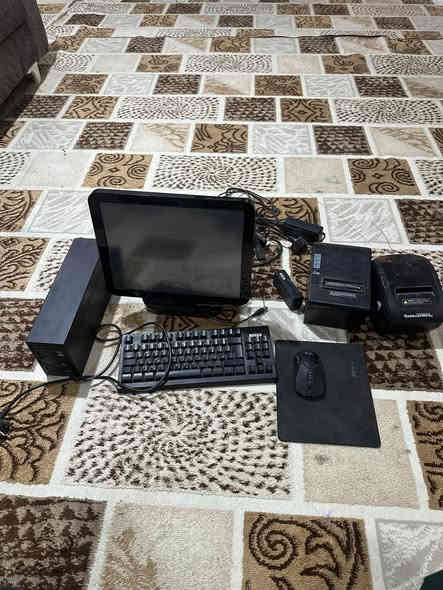 السلام عليكم 
كاشير للبيع 
شاشة + نظام سبيدو مطاعم + طابعات 1 + يو بي اس +ماوس + كافة ملحقاته 
السعر 675
للتواصل خاص او
***********
ملاحظة : طابعة المطبخ جانت شغالة هسة  تريد برمجة من جديد  اني انطيكياها بلاش وية الجهاز
المكان صلاح الدين قضاء بلد 
تريد توصيل موجود

