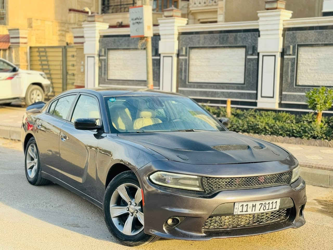 السلام عليكم للبيع جارجر2015   اصل
رقم بغداد بسمي هزه وفحص جديده 
بيها 3 قطع صبغ فقط الباقي مكفول 

معروضه148  وبيها مجال

رقم الهاتف***********

مواصفات فول 1/1 عده الفتحه 
بصمه 
تحكمات ستيرن 
كشنات حار هيتر
ستيرن هيتر حار 
رادارات جوانب 
حساسات أمامي خلفي 
تشغيل عن بعد 
كشنات كهربائي 
مري هيتر
رادارات جوانب 
مثبت سرعه 
تحديد مسار 
تخم تاير 
تبريد ثلج 

رقم الهاتف ***********
