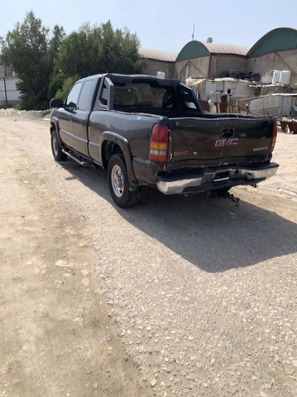 جمسي بيك اب مديل 2003 
اصولي باب وربع 
مكينه 6100فحل كير 1000 
رقم انبار راعيها موجود بالبصرة
 السعر 60 ورقة وبيها مجال حك الجيه مكانها البصرة 

الرقم :***********
