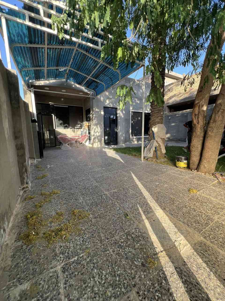 سلام عليكم اخوان تفاصيل داخل الفديو شراي يتصل وبخدمته ***********/ العنوان بغداد الحسينيه الراشدية ￼ البيت جديد بمعنى الكلمة وما حد ساكن بية مال جنية مو شراي بياع
