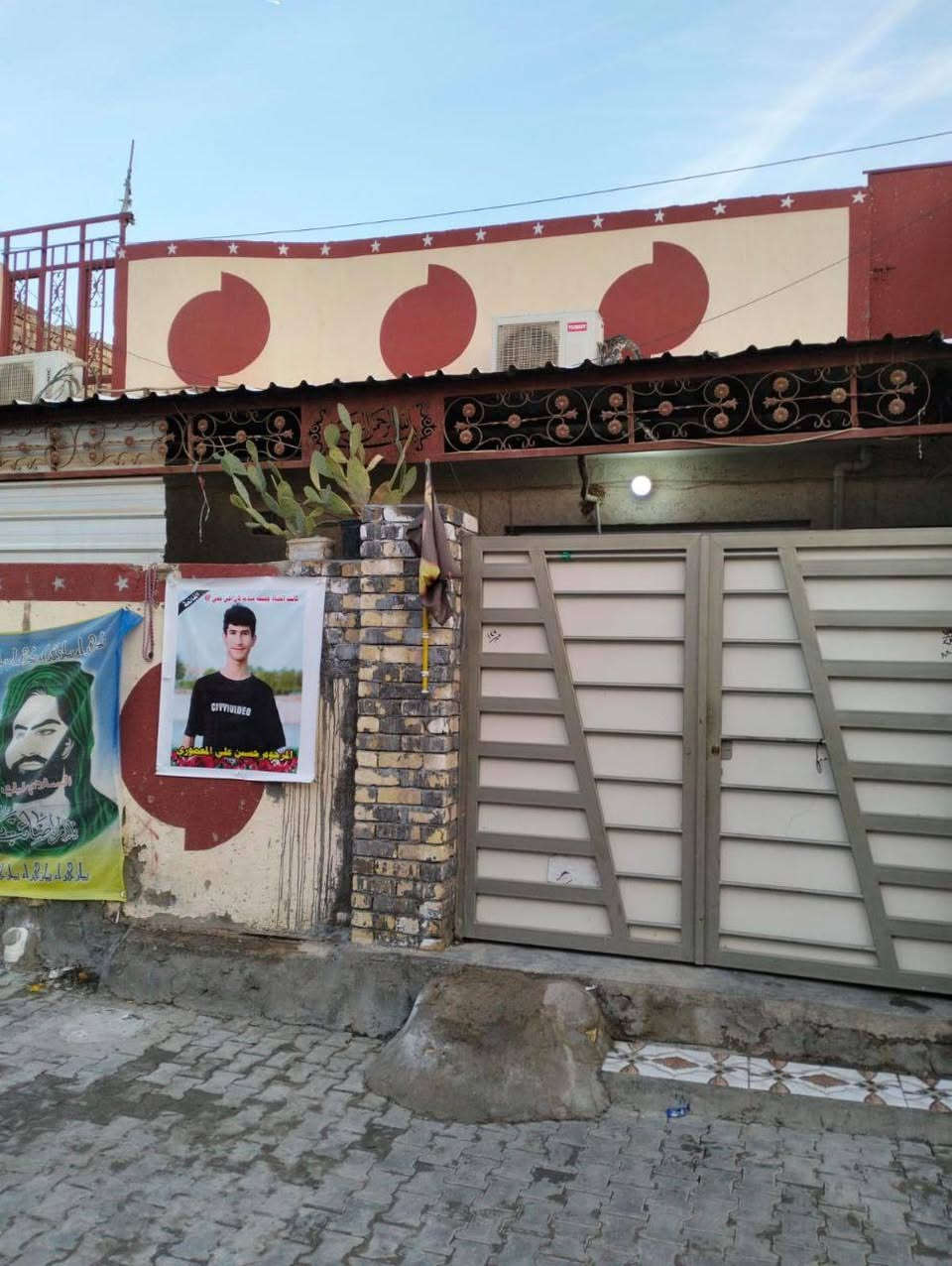 مشتمل مساحه ١٥٠متر حي جهاد قرب حسينيه ثقلين طابقين  السعر والتفاصيل
الاتصال على الرقم 
***********
