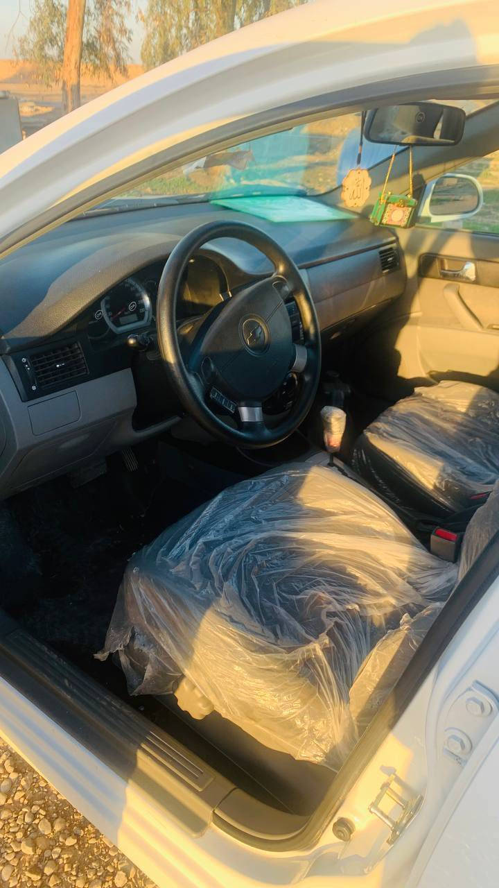 السلام عليكم اوبتره للبيع السياره جديده كير محرك صدر مكفول رقم شمالي سليمانيه رقم وسنويه جديد صار شهرين من جددت السنويه السياره مكفوله عده شويه بارد السونار موديل 12 بيع او مراوس بسني موجوده ب ديالئ المقداديه 
السعر 100 رقم ‭٠٧٧٠ ٣٠٢ ٣١٧٦‬
