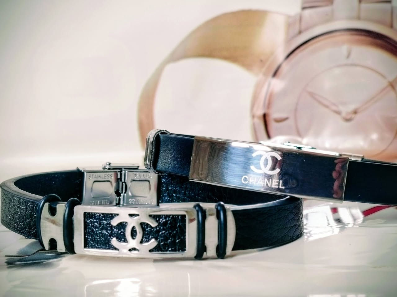 جديدنا من الاكسسوارات 
ساعات رجالي ربر _ معدني

سوارات رجالي جلد

الديوانية _ قضاء الحمزة الشرقي-مقابل مدرسة الكندي 

للاستفسار مراسلة البيج او عبر الواتساب ***********
