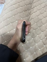 ايفون 11 برو • زيتوني • بحالة الوكالة