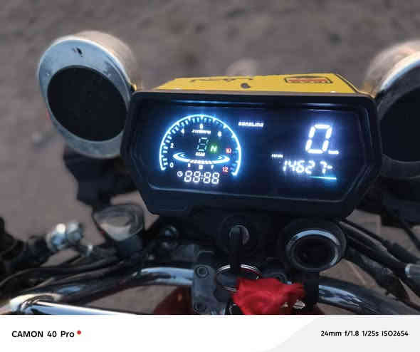 السلام عليكم دراجه سيفون 5 جير موديل 24 اوراق وسولي محافظه نجف***********🏍🏍
