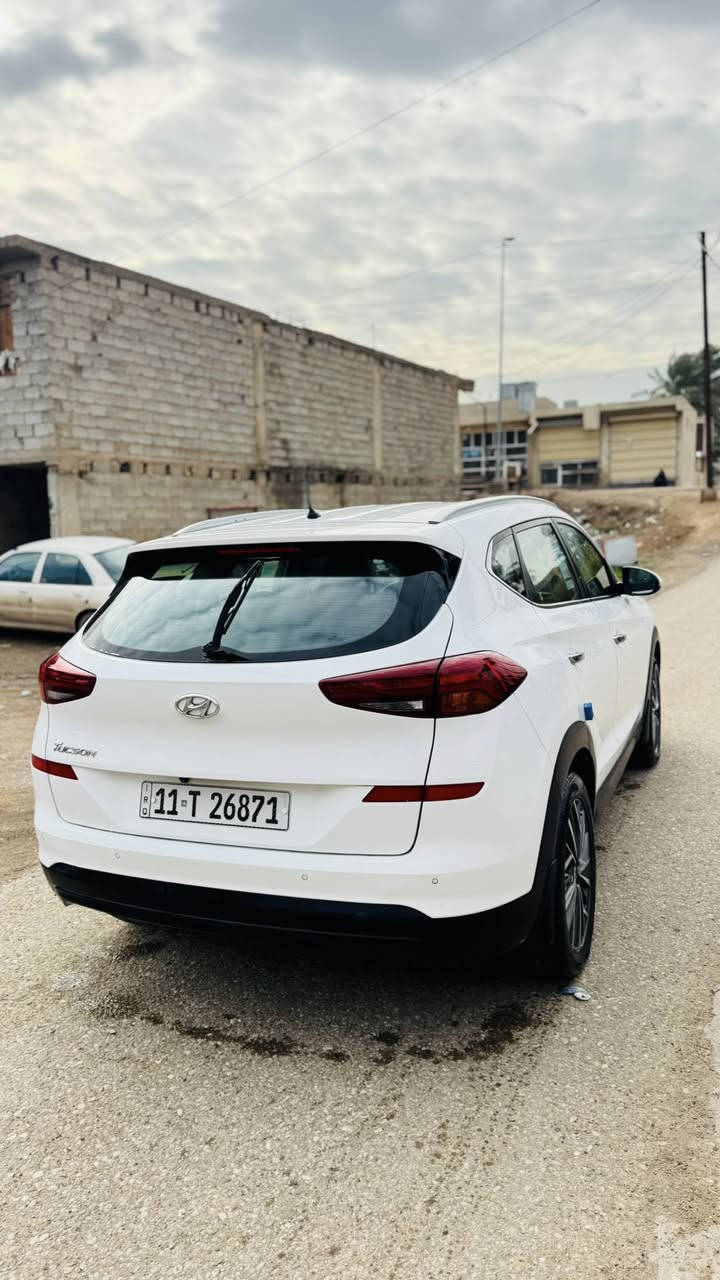 توسان 2019 شركه الكاصد فول عدا بنروما مكفوله رقم بغداد بسمي كشنات جلد وكهرباء 5 عدسات سعر 198 بيها مجال ***********
