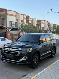 لاندكروز • ٨ سلندر • ٢٠١٩