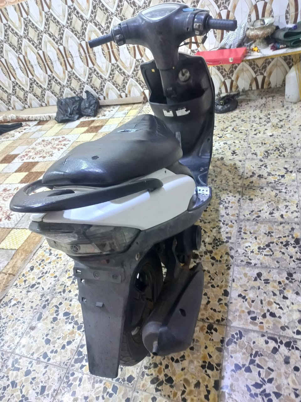 مراوس فقط دراجه ماكس عدله محرك مفتوح بدلت زنجيل دراجه كامله ما عوزها اي نقص شغاله هندر وسلف باقي تفاصيل خاص مكاني بصره زبير  رقمي ***********
