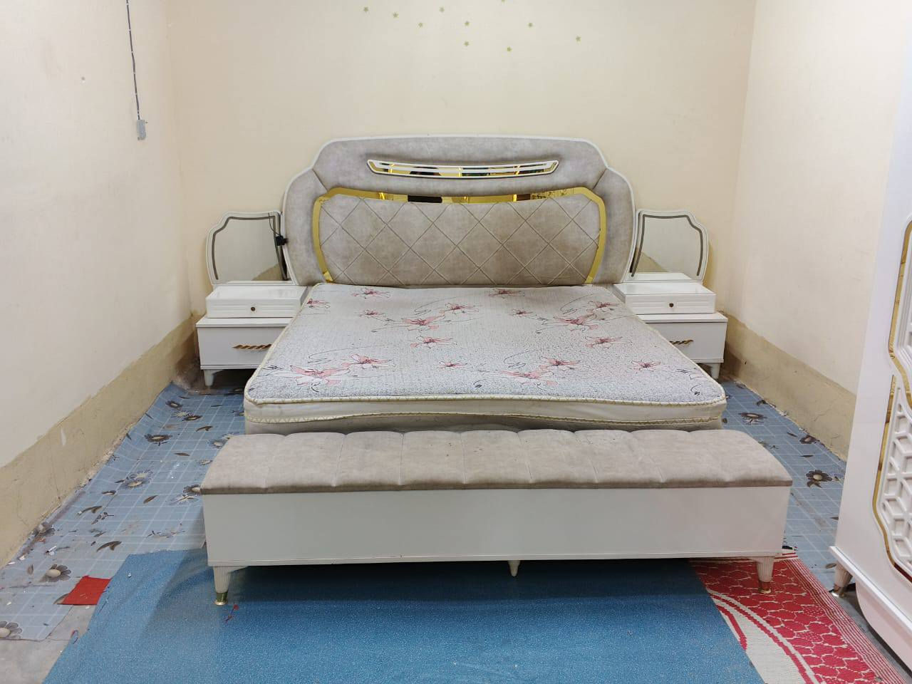 سلام عليكم غرفه نوم نضيفه كلش جلخ مابيه مكان نجف مهندسين سعر 600وبيه مجال فتح ونقل ع المشتري. مكلف بلنشر رقم راعيها ‏‪***********‬‏
