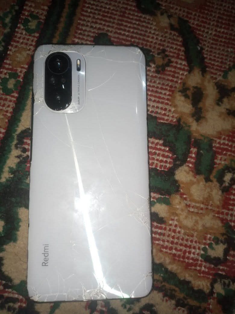 بوكو f3 ضهر مفطر 
كامرا خلفيه متوقفه 
ضهر مفطر
الذاكره 256
قفله 80الف


**إذا كنت صاحب هذا الإعلان وتريد حذفه لأي سبب، رجاءا أرسل رسالة إلى الدعم الفني**