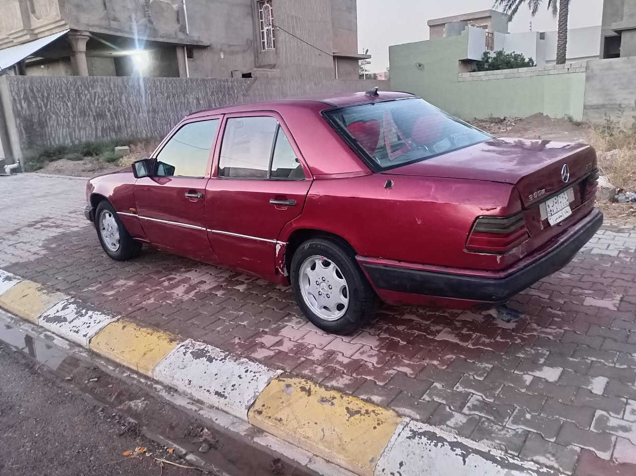 السلام عليكم مارسدس دبه مديل 91 كير ومحرك شرط بطه 2500 قبل شهر شاده سنويه عضم عاج تريد تحويل تريد وكاله كهربائيات شغاله كامله سياره بلاديه من كلشي السعر بيش 38 وبي مجال مراوس هم عادي رقم *********** بي واتساب المكان ديالى
