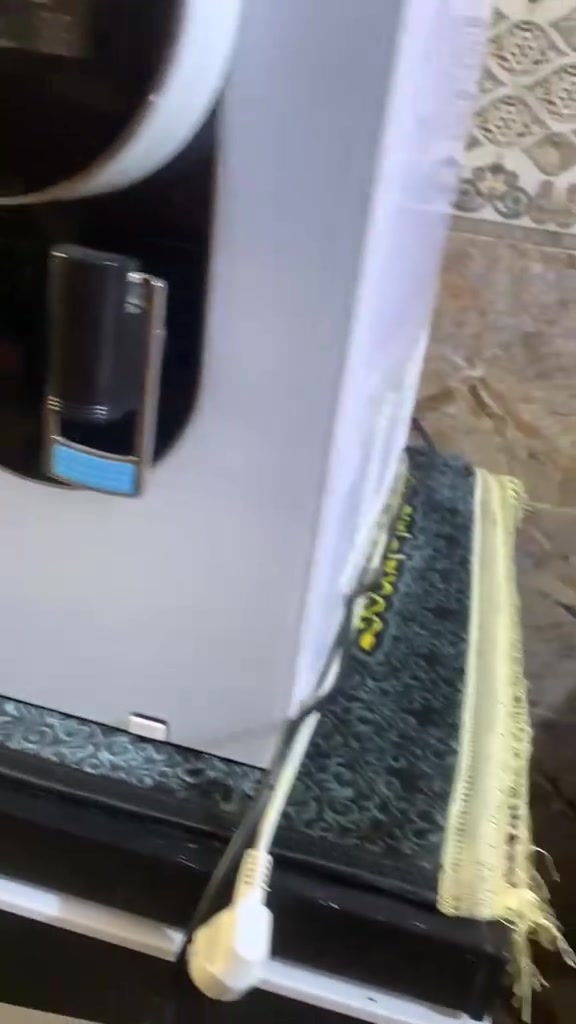 براد وفلتر بنفس الوقت جديد غير مستخدم بالسوك سعره ٢٥٠ ابيعه ب ١٥٠ عنواني بغداد قرب علوة الدورة


**إذا كنت صاحب هذا الإعلان وتريد حذفه لأي سبب، رجاءا أرسل رسالة إلى الدعم الفني**