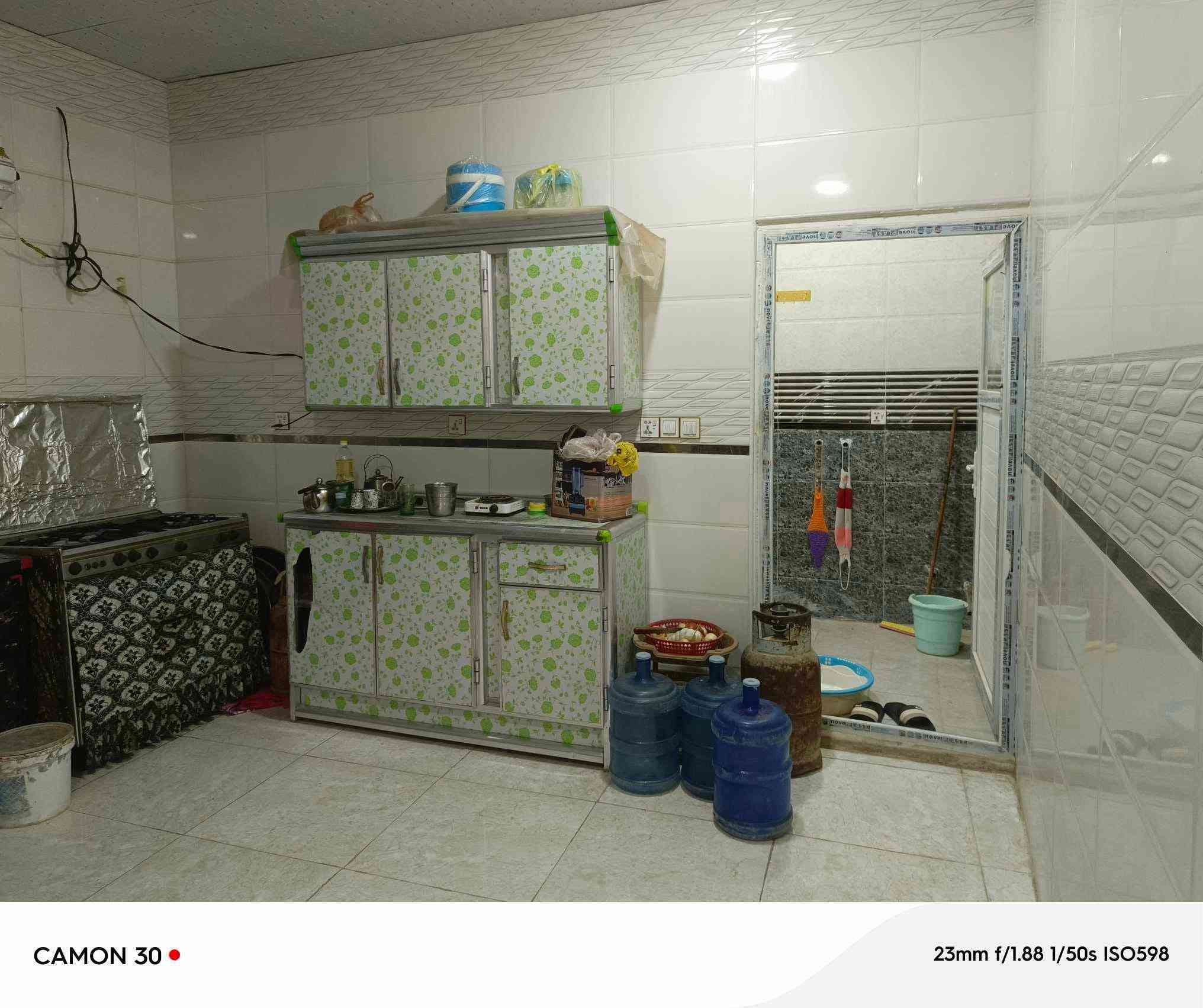 سلام عليكم البيع موقع خلف شقق الزيتون سند ٢٥ طابوزراعي 🌹🌹
بيت 200 متر زراعي خلف عمارات الزيتون مقابل الدور اللبنانية  🌹🌹
اساس سقف كونكريت مسلح بيت شغل درجه اولى متعوب عليه ♦️🌹♦️
يحتوي على ثنين غرف 5×4♦️♦️🌹
وصالة9×4✨✨
ومطبخ4×4ونص✨✨✨
واستقبال 6ونص ×3ونص ♦️🌹✨
#سعره #بيت57 بيه مجال قليل شراي بخير وتدلل ✨♦️🌹

ومجمع صحيات داخلية وخارجية وكراج وثنين مناور. تصل على رقم  ***********📱
***********☎️
