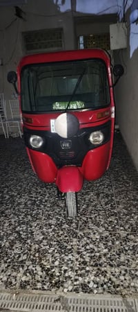 تكتك 18رقم سنويه ماكينه 20 تكتك نظيفه  دواساتها نظيفه ما بيها خياسات ت...